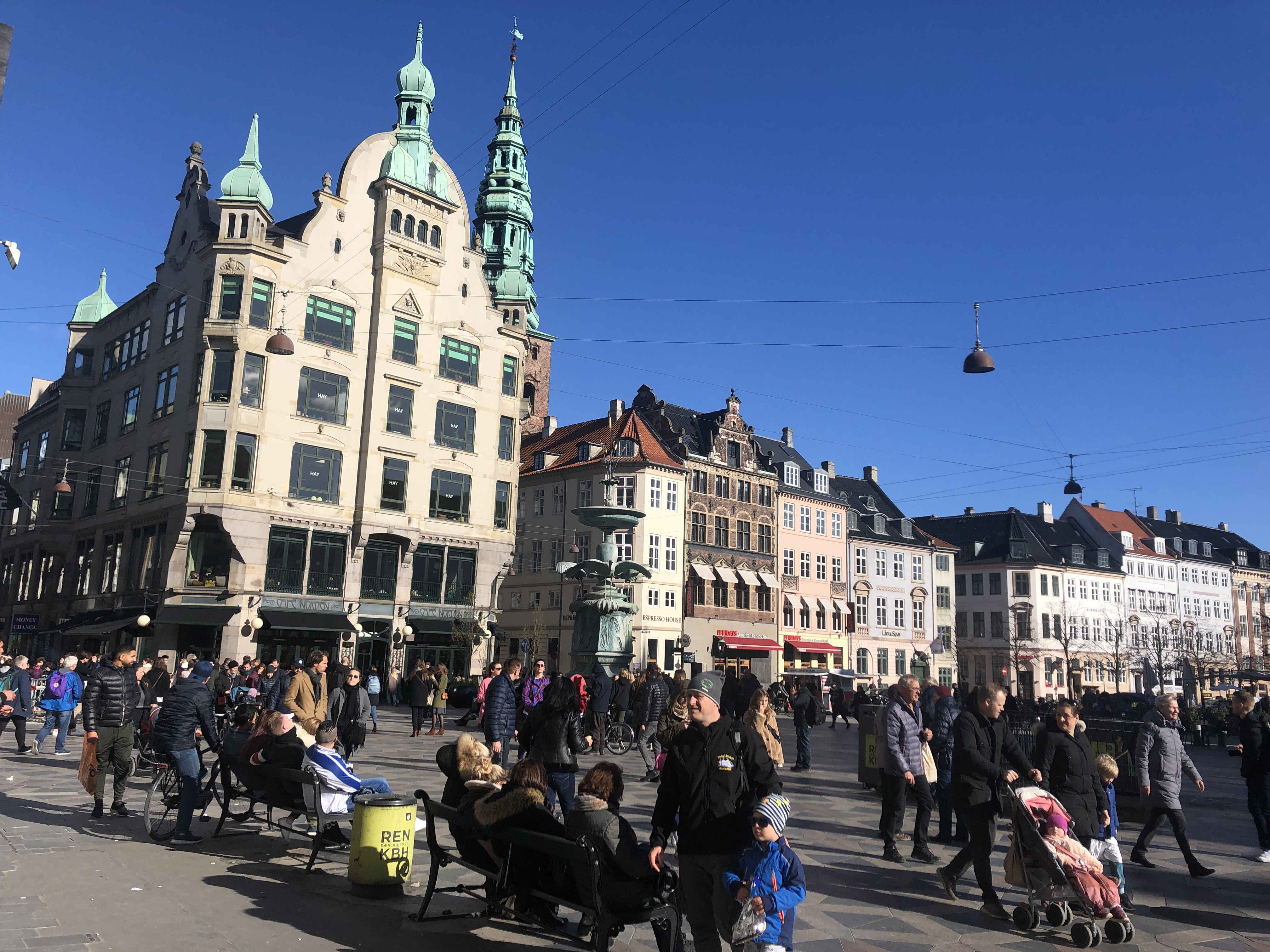 Attendees could enjoy central Copenhagen after the sessions.